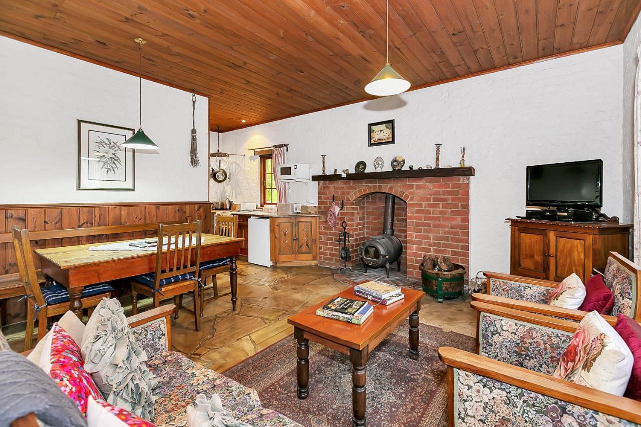 Blackwood Park Cottages Mole Creek エクステリア 写真
